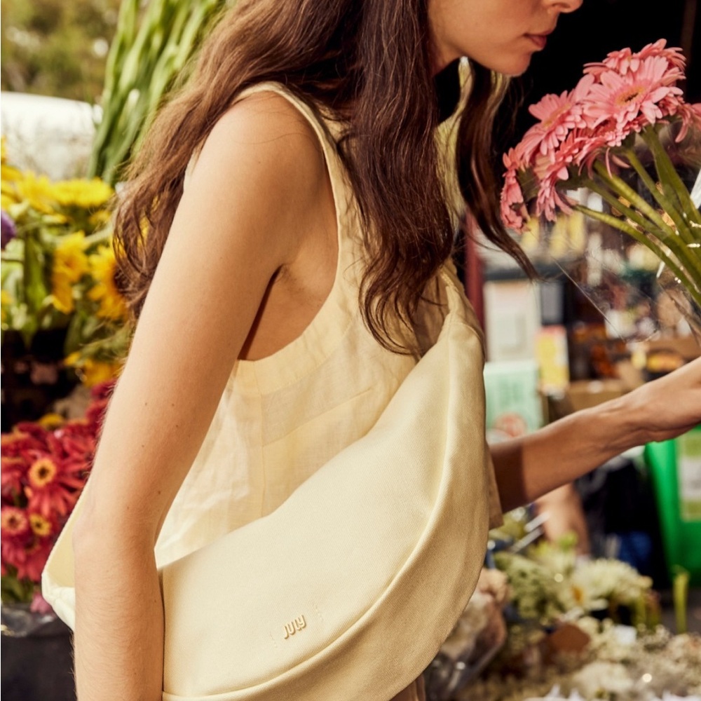 July Everyday Crescent Bag – Natural
